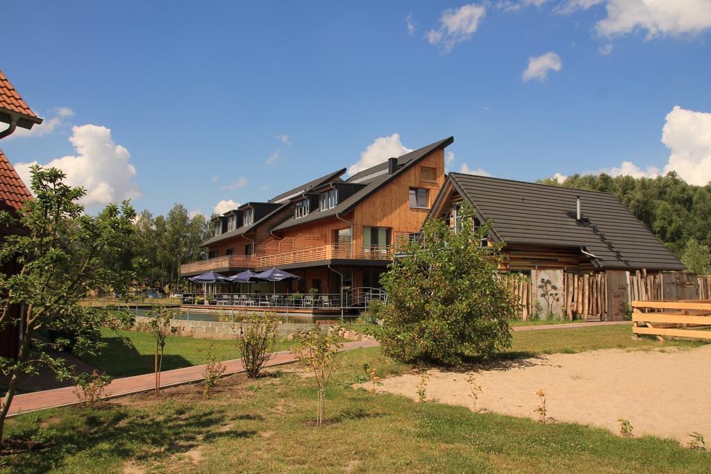 An Der Metow-Ferienpark Hotel Плау-ам-Зее Экстерьер фото