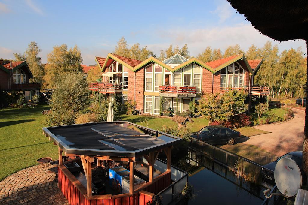 An Der Metow-Ferienpark Hotel Плау-ам-Зее Экстерьер фото